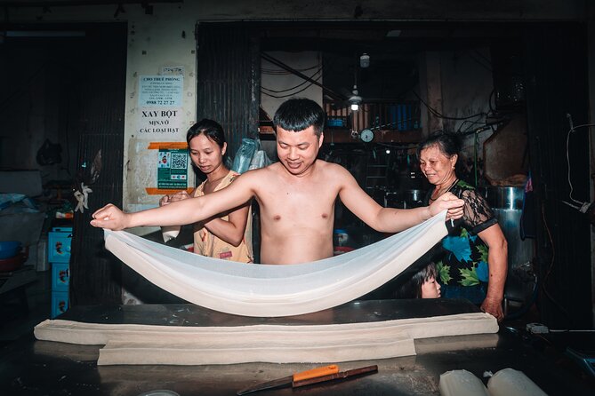 Hanoi Dawn Private Food Tour with 10+ Tastings - Why the 4:00 am Start Makes This Hanoi Food Tour Worth It