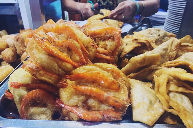 Hanoi food tour-Local street food tour (food&guide included) - The Old Quarter 36 streets: how to eat in Hanoi like a local