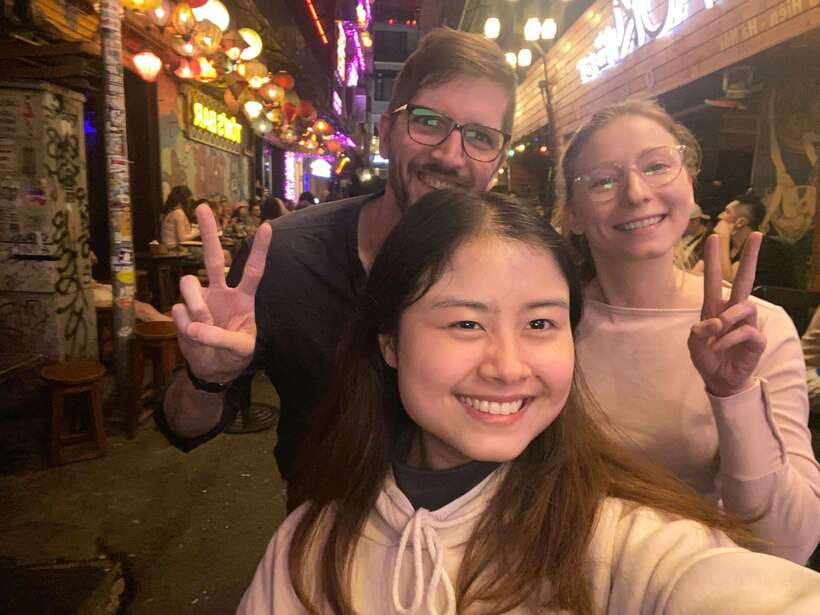 Hanoi: Guided Street Food Tour for small groups - The dish history lesson: you’ll learn without a lecture