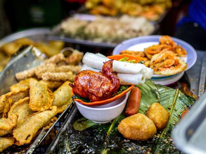Hanoi: Guided Street Food Tour with Tastings - Vegetarian, allergies, and how to plan your message