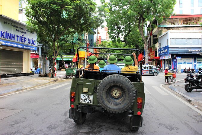 Hanoi Jeep Food Tours Led By Women - Riding Past Ho Chi Minh Memorial: A Quiet Pause on the Route