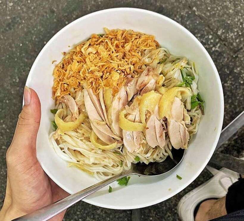Hanoi: Michelin Guide Street Food Walking Tour - Optional add-ons: water puppets or Train Street, plus a possible foot spa