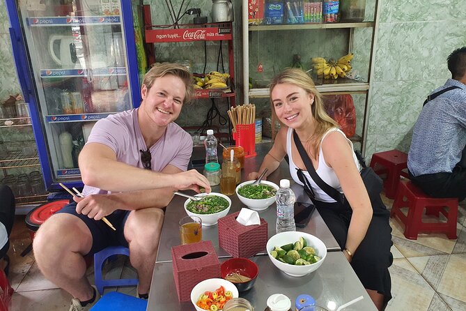Hanoi Michelin Star Walking Food Tour & Train Street - Train Street Finish: How to Enjoy It Without Stress