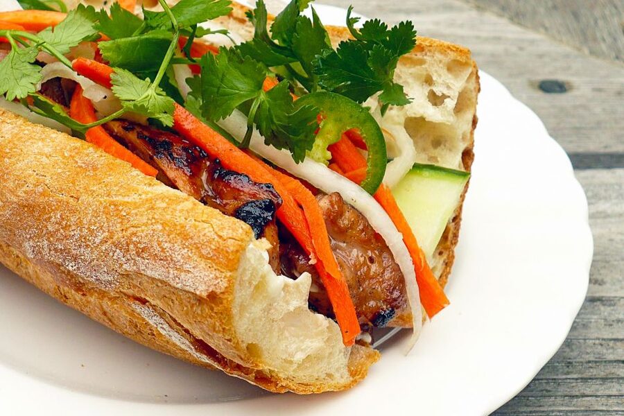 Hanoi: Small-Group Street Food Walking Tour - Price and meal value for $15 in central Hanoi