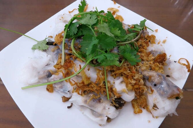 Hanoi street food tour (Private tour) - Railway Tuan Cafe: Coffee beside a working railway