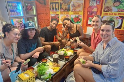 Hanoi Street Food Tour with Local Guide - Dinner and coffee/tea: finishing strong instead of stopping early