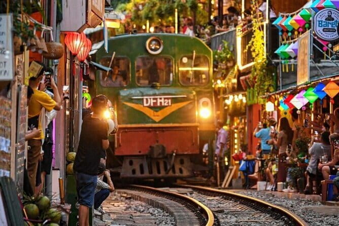 Hanoi street food walking and train street visit - Key highlights you’ll care about