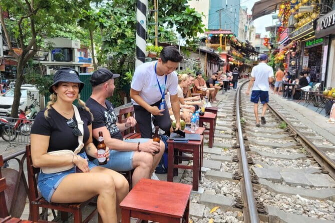 Hanoi street food walking and train street visit - Old Quarter behind-the-scenes: the 36 craft guild streets story
