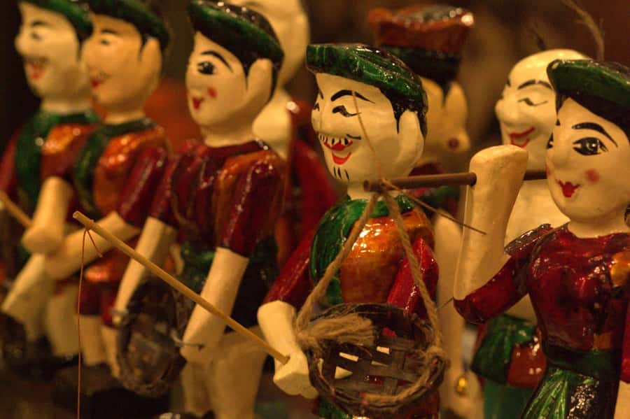 Hanoi: Street Food Walking Tour & Water Puppet Show - Thăng Long Water Puppet Theatre: how the show works