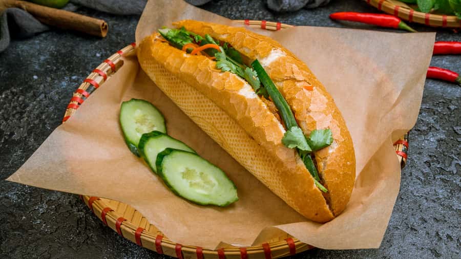 Hanoi Vegan Street Food & Train Street Tour - Where You Meet and How the Walk Usually Works