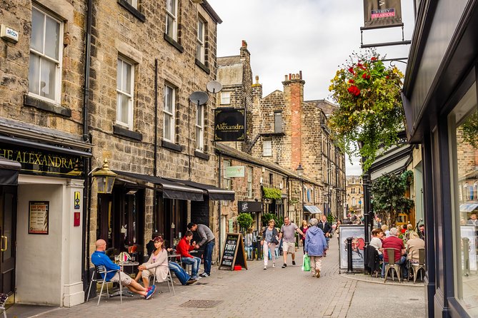 Harrogate Walking Food Tour - Dessert bars, cookies, and the local-bakery angle