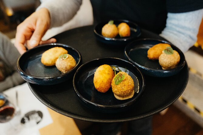 Heart of Lisbon Food Tour: Baixa, Chiado & Bairro Alto - Baixa’s pastel de nata payoff: why the custard tart stop is the centerpiece