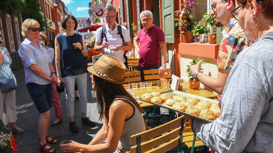 Heidelberg: Culinary city tour with delicious samples - Quick hits before you go