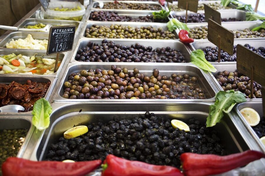 Heraklion: Food Tastings Walking Tour - Cheese tasting like a Cretan: how to choose the good stuff