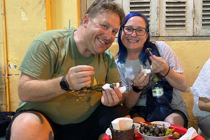 [Hi-end] Private Hanoi Street Food Tour With Real Foodie - What You’ll Actually Eat: Lunch or Dinner, Plus Bottled Water
