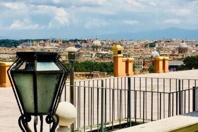 Hidden Rome: Small Group E-Bike Tour with Street Food Stops - Starting point and what you’ll do in the first 60 minutes