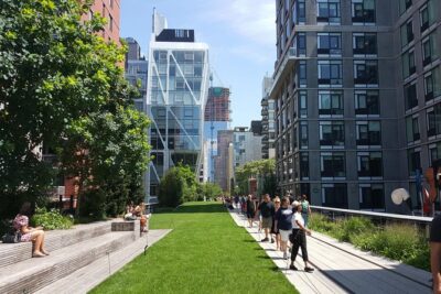 High Line Park and Greenwich Village Food Tour - The 8-person cap: why the group size changes the whole feel