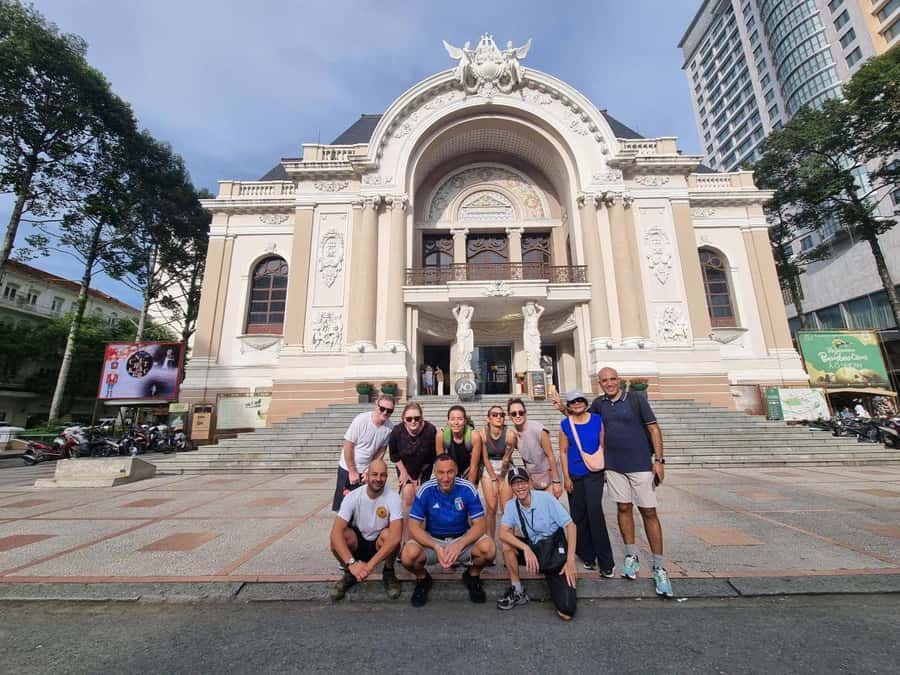Ho Chi Minh City: Downtown Walking Tour with Local - Key highlights you’ll feel right away
