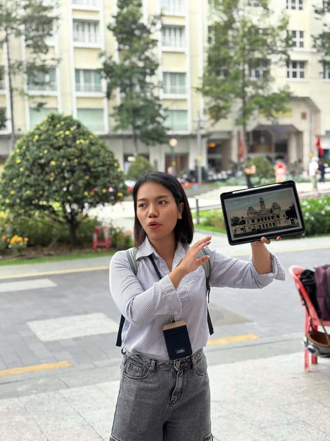 Ho Chi Minh City: Downtown Walking Tour with Local - Cong Coffee break: a reset that keeps the tour enjoyable
