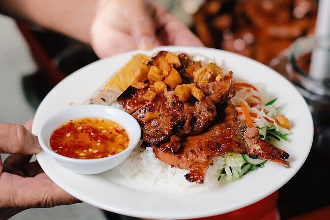 Ho Chi Minh City Signature Local Street Food by scooter Tour - Picking the right option: Basic, Standard, Iconic, or Rush Saigon