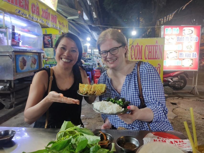 Ho Chi Minh City: Walking Food Tour with 13 Tastings - Drinks Included: How the 3–4 Drinks Fit the Meal