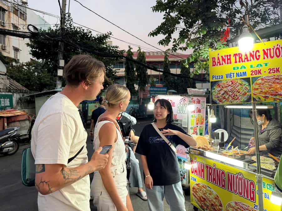Ho Chi Minh: Local Food Tour by Scooter with Vegan Option - Stop 4: Bánh Xèo, crisp pancake with herbs and fresh vegetables