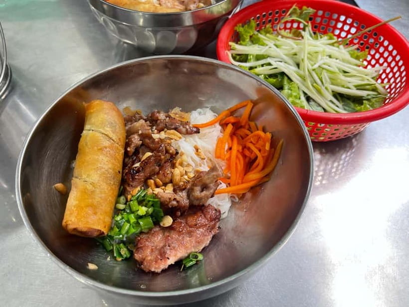 Ho Chi Minh: Original Walking Street Food Tour with Foodies - Saigon Food, Without the Guesswork: The Real Value of This Walk