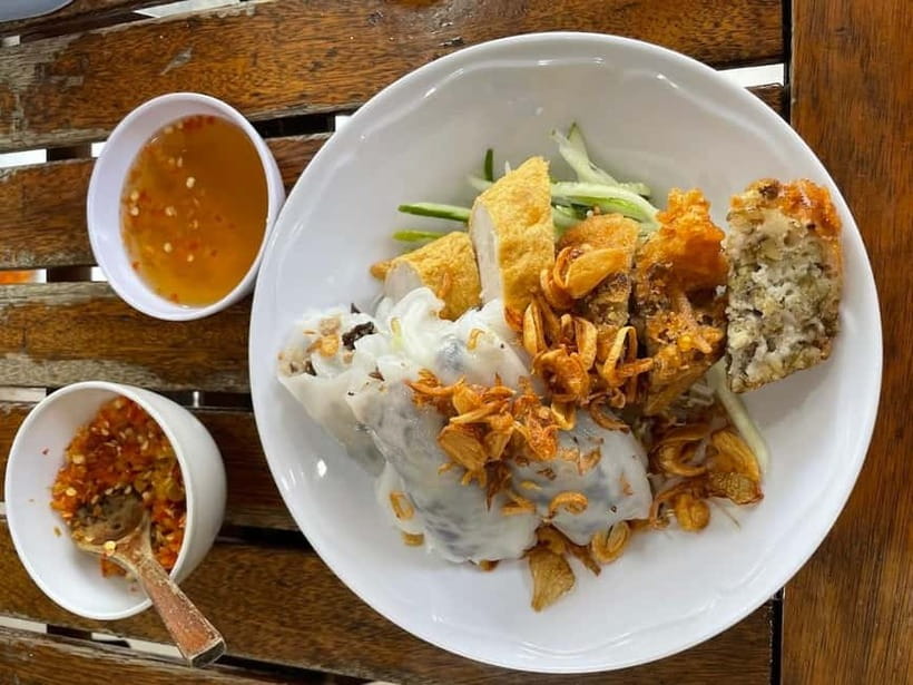 Ho Chi Minh: Original Walking Street Food Tour with Foodies - The Walking Portion: Gentle Pace, Real Streets