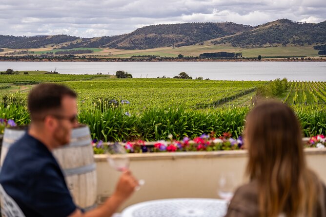 Hobart Half Day Wine and Food Tour - The Food and Tastings: Wine, Cheese, and Chocolate Done Right