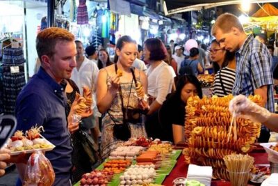 Hoi An Ancient Town - Night Market Street Food Tours By Night - Ancient Town lanes with a guide: what you gain in real life
