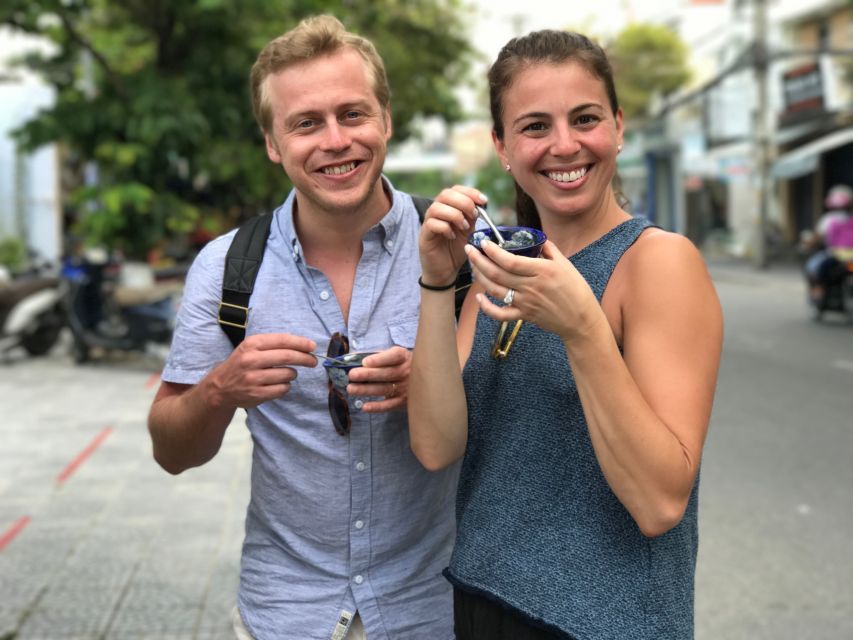 Hoi An: Evening Food Tour with 7 Tastings and Boat Trip - Folk games in the Old Town: Bingo, Bai Choi, and Dap Nieu