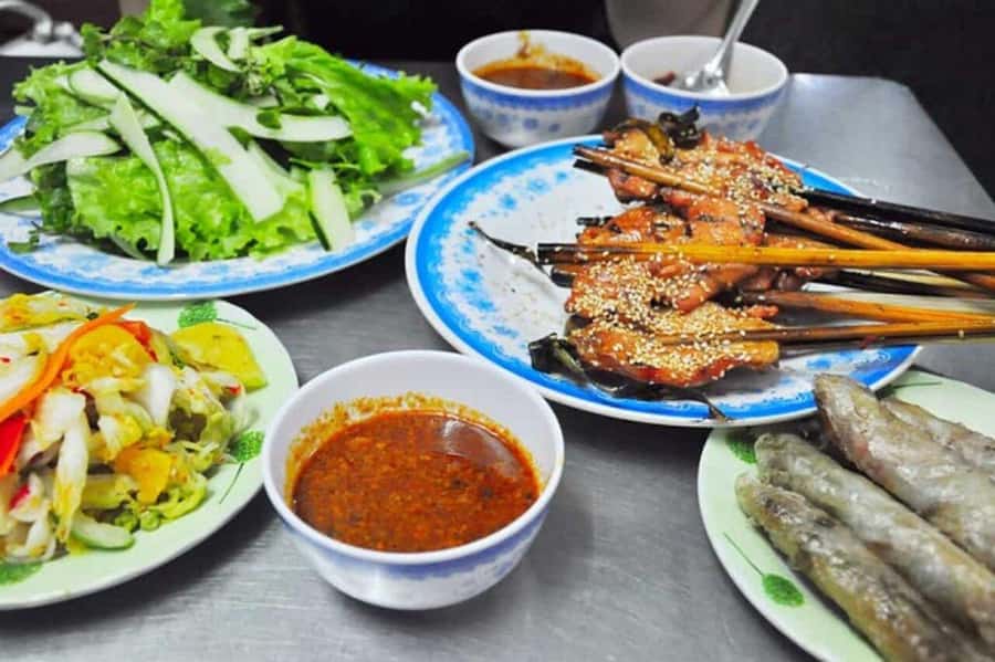 Hoi An food tour - Why Hoi An’s Night Bites Start When the Lanterns Light Up