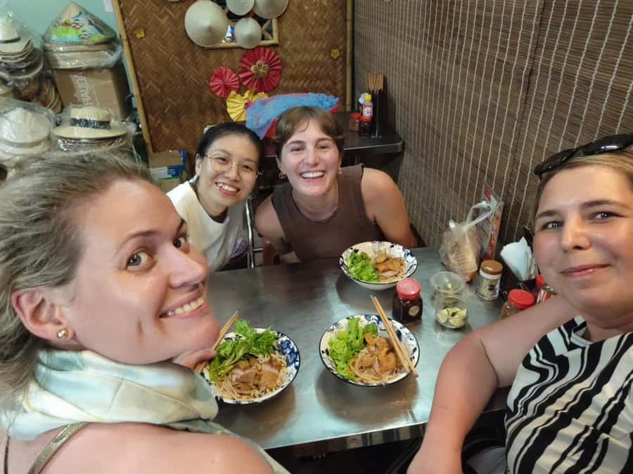 Hoi An food tour - Guide Style: English-Led, Local Stories, and Real Questions