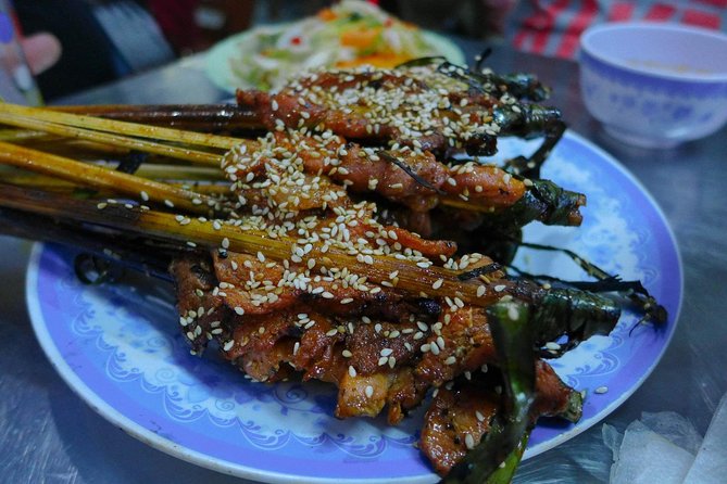 Hoi An Street Food Tour- Eat Like A Local - Mr. Hai Noodles: Mi Quang Ong Hai and the quail egg finish