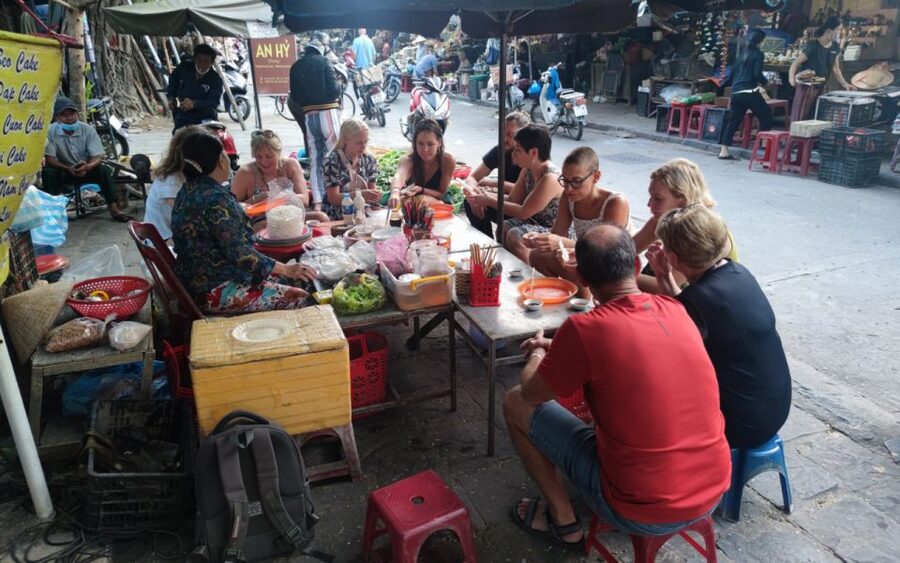 Hoi An Vegan Food Tour - Cao Lau Noodles and Black Sesame Soup: Local Secrets, Vegan-Friendly