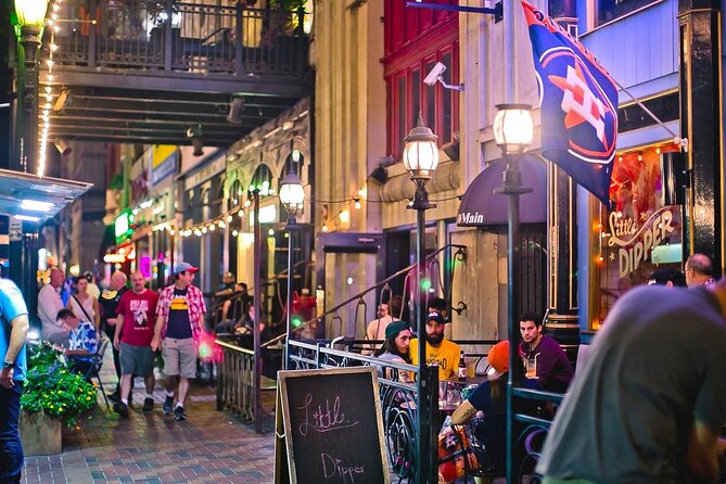 Houston Downtown Food Tour with 6 Tastings of Tradition & Fusion - The downtown walking route that turns meals into moments