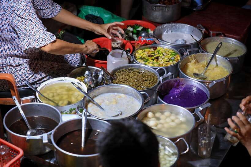 Hue: Guided Local Food Tour with Stories - Stop-by-Stop: What Happens in the 3 Hours