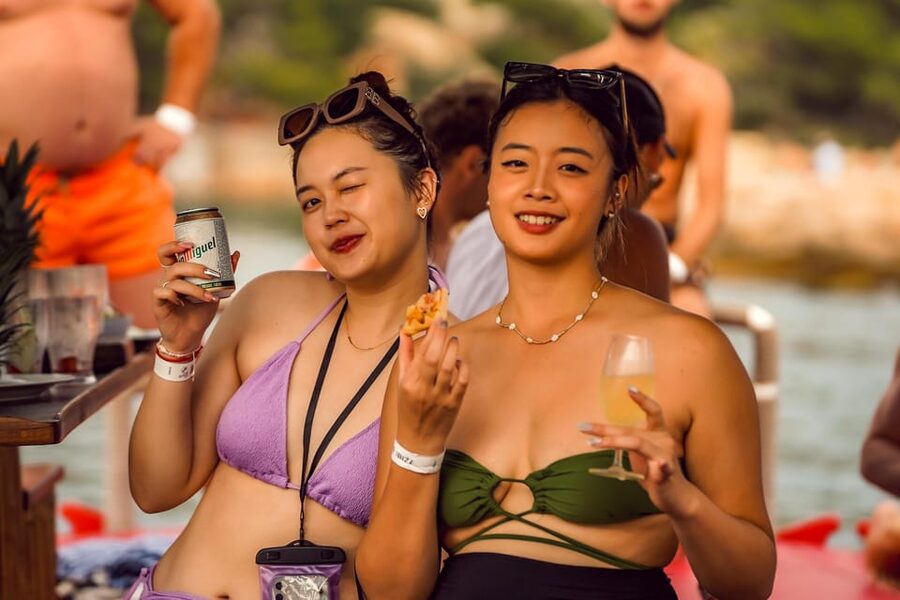 Ibiza: Secret Coves Guided Boat Tour with Open Bar and Tapas - Eco-friendly rules that actually affect your behavior