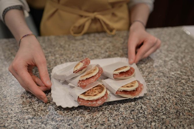 Intimate Modena Food Tour: Market & Local Secrets (Max 8) - Sweet stops: gelato, cannoli, and the point of dessert on a food walk