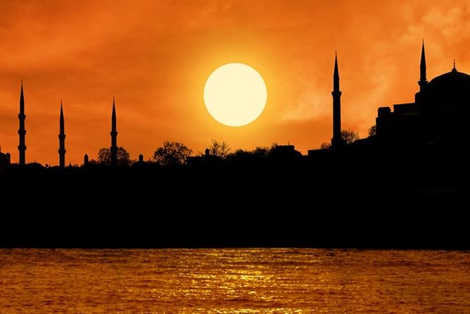 Istanbul Evening Sightseeing and Food Tasting Tour - Key Highlights to Know Before You Go
