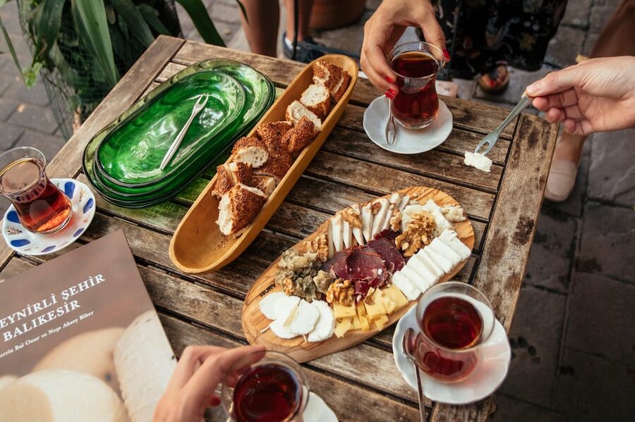 Istanbul: Private Guided Food Tour with 10 Tastings - FAQ