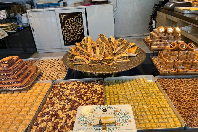 Istanbul Spice Market & Historic Centre Food Tour w/ 10 Tastings - Turkish Coffee History at Hasırcılar Caddesi: Old Roasting, Big Meaning