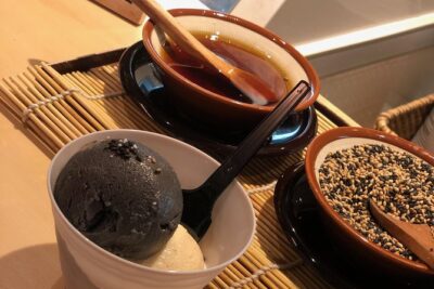 Kawaii Food Tour of Harajuku Tokyo - Start at Nescafé Harajuku: orientation in the middle of it all