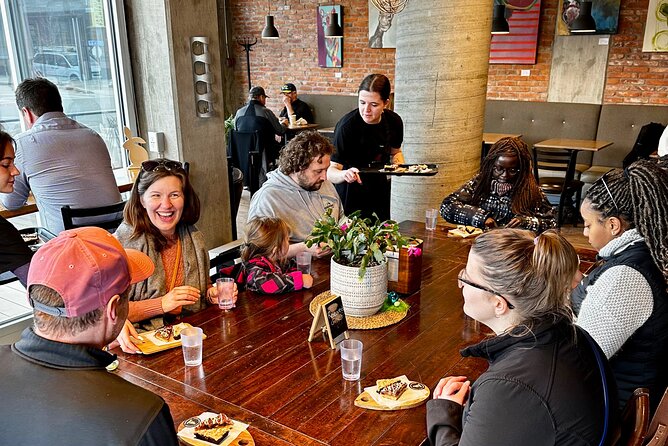 Kelowna: #1 Rated Walking Food Tour with 7 Tastings and 4 Drinks - Starting at The Laurel Packinghouse with Andrew