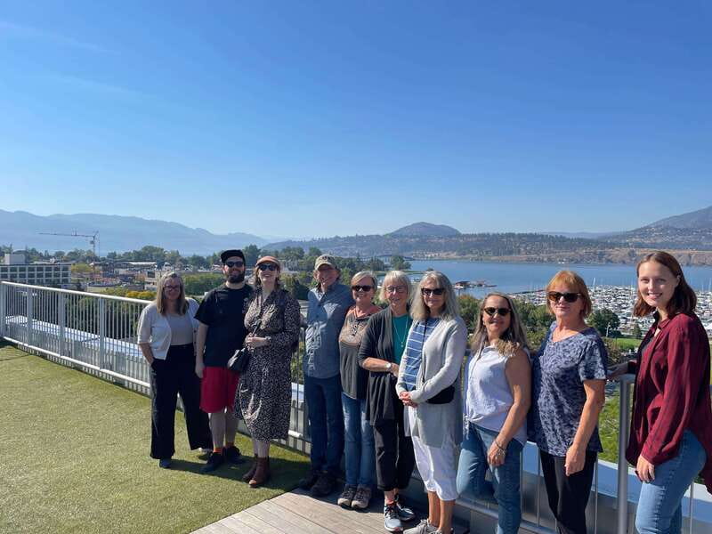 Kelowna: Walking Food Tour with 7 Tastings and 4 Drinks - Price and logistics: what’s included, what’s on you