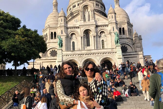 -Kids friendly- Eat, play, love Montmartre: 3H Walking Food Tour - Morning vs. afternoon: pick the timing that fits your family