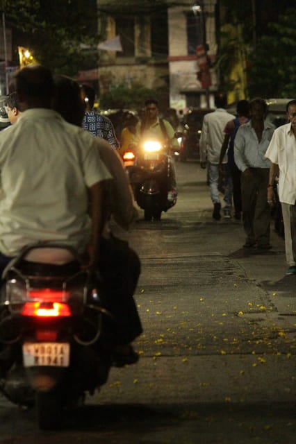 Kolkata Midtown Madness- A Street Food & Nightlife Tour - Who this tour suits (and who should skip it)