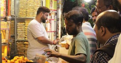 Kolkata Midtown Madness- A Street Food & Nightlife Tour - Chaats in New Market: phuchka, jhaal muri, aloo tikki, dahi phuchka