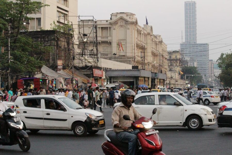 Kolkata Midtown Madness- A Street Food & Nightlife Tour - Price and value: does $32 make sense for 4 hours of food and transport?