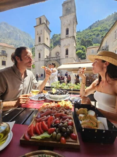 Kotor: Private Walking Tour with Wine and Food Tasting - Inside Kotor’s Old Town: UNESCO context and the 4.5-kilometer walls